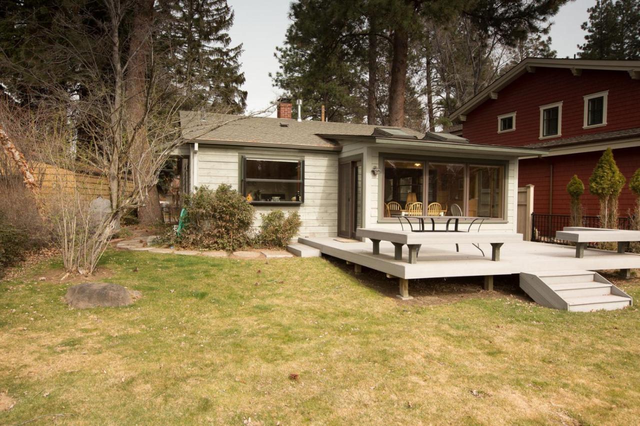 Mirror Pond Bungalow Bend Exteriör bild