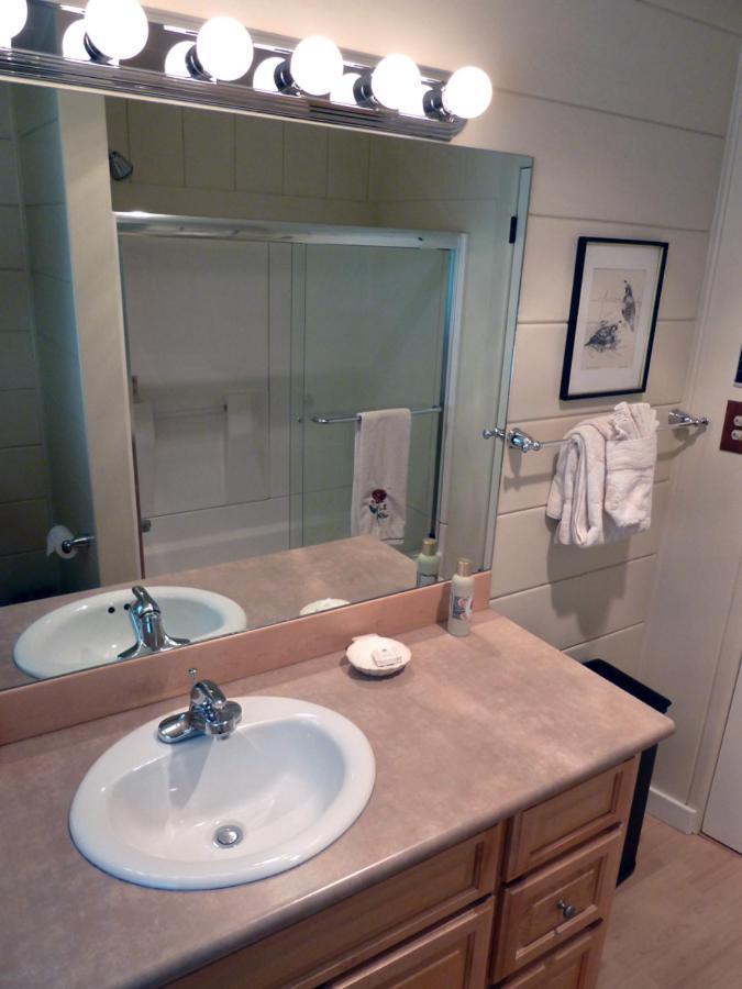 Mirror Pond Bungalow Bend Exteriör bild